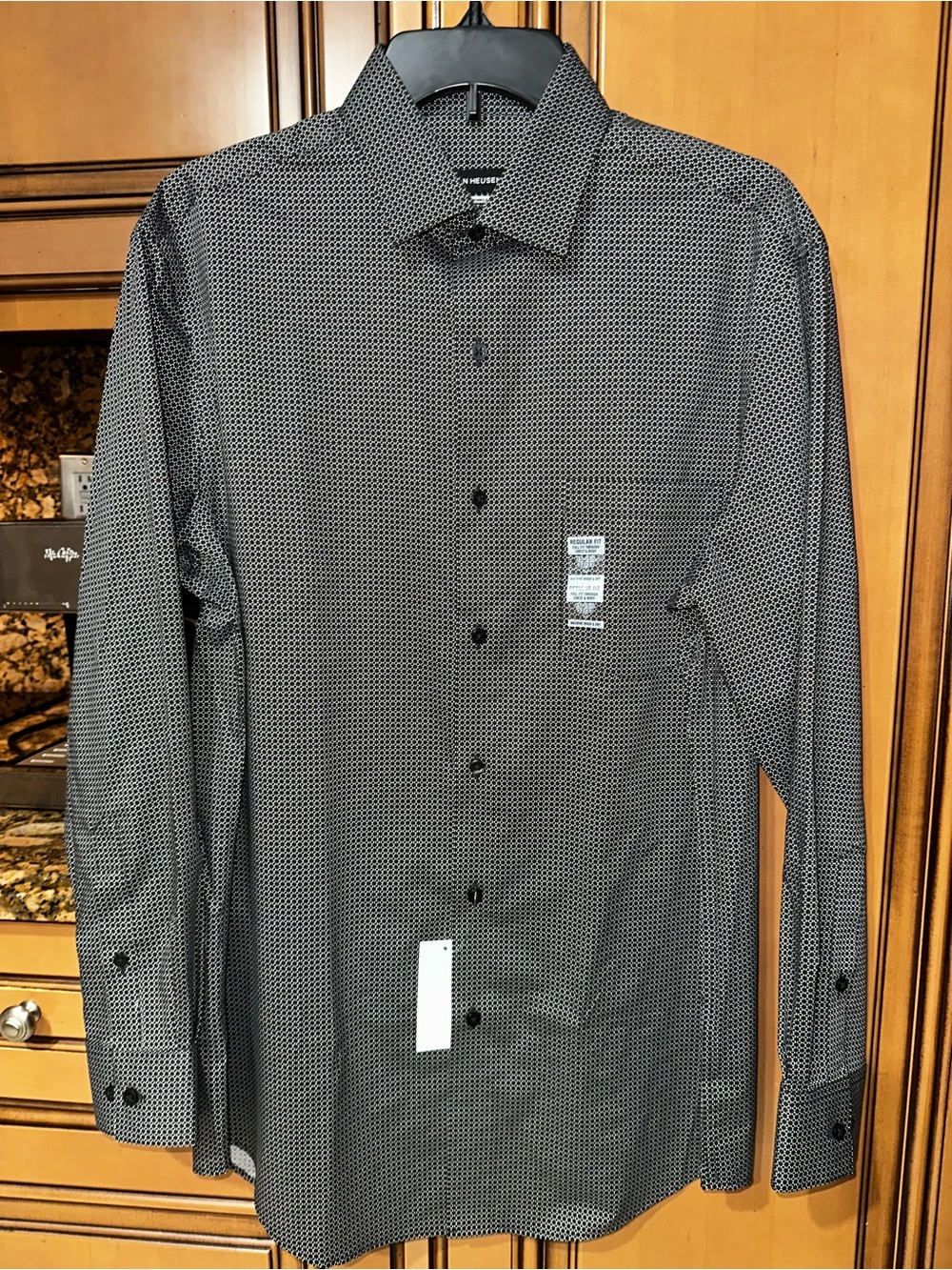Brand New with Tags Van Heusen Regular Fit Black & Grey Dress Shirt Size: M